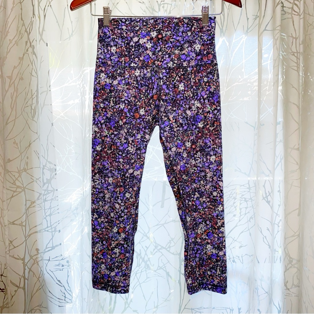 Lululemon black purple flower burst multi Align High-Rise Crop 21” legging - Picture 1 of 10